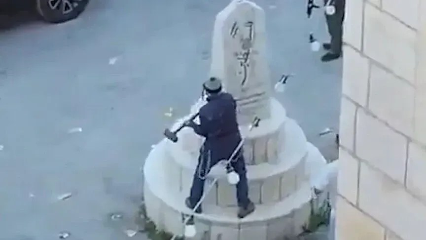 ligjvenesi-izraelit-shkaterron-memorialin-palestinez-ne-bregun-perendimor-te-pushtuar