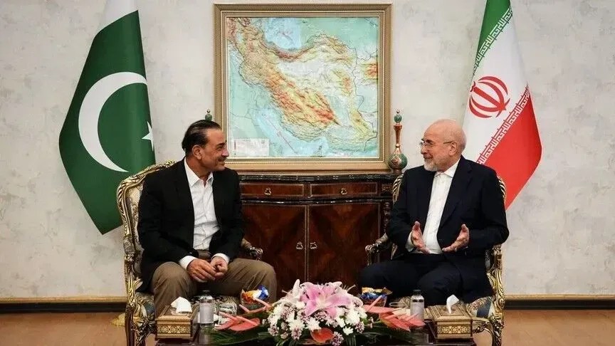 irani:-vizita-e-shefit-te-ushtrise-pakistaneze-ne-teheran-ishte-shume-produktive-dhe-solli-arritje-diplomatike