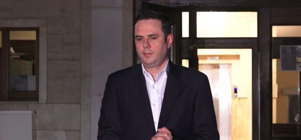 abdixhiku-pas-takimit-me-kurtin:-kemi-kaluar-te-diskutimi-per-emra-konkrete