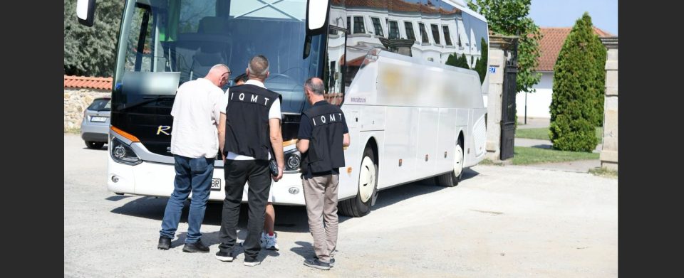 inspektorati-ne-aksion,-gjobat-deri-ne-9-mije-euro-per-udherrefyesit-turistike-pa-licence-–