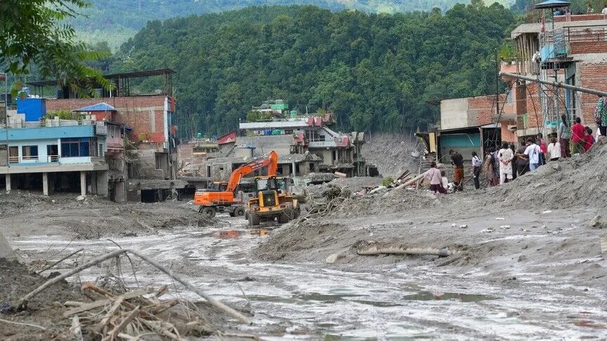 kina:-shembja-e-akullnajes-ne-nepal-shkaktoi-katastrofen-qe-la-te-pakten-480-te-vdekur