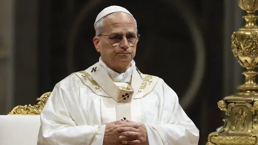 papa-leoni-paralajmeron-se-njerezimi-mund-te-behet-“viktime-e-shpikjeve-te-veta”-mes-perparimit-te-shpejte-te-ia-se