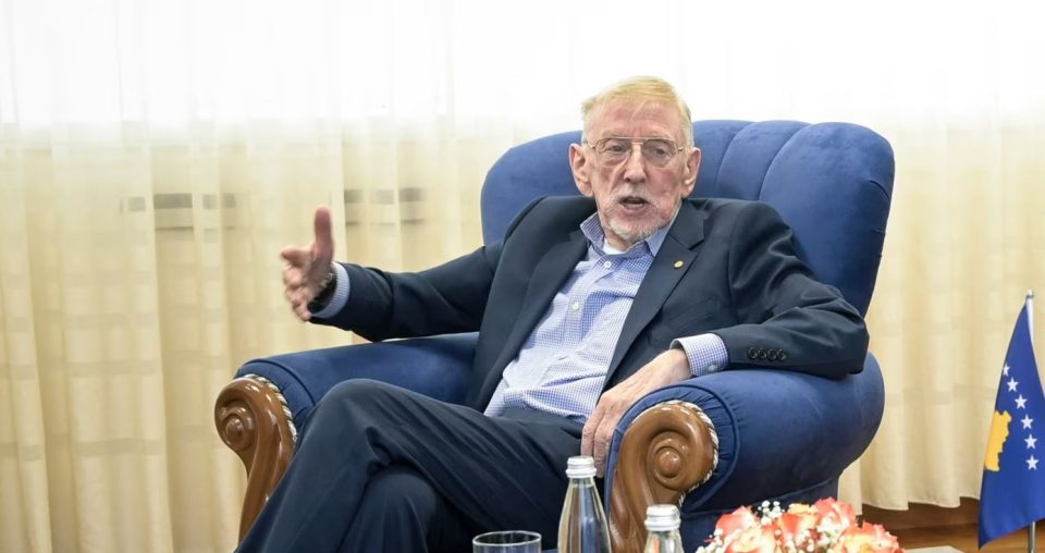 kriza-ne-kosove,-ish-ambasadori-walker-paralajmeron:-nese-partite-nuk-bashkohen-per-presidentin,-do-te-kete-thellim-te-percarjes