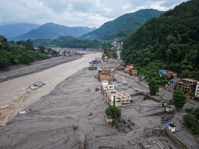 nepali-kerkon-nga-meta-dhe-tiktok-te-heqin-permbajtjet-grafike-dhe-mashtruese-te-krijuara-me-ia-per-permbytjet