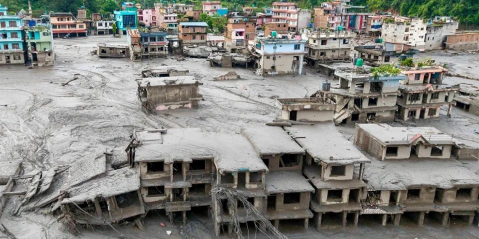 tragjedi-e-pafundme-ne-nepal,-aty-ku-perdhoseshin-xhamite-e-keqtrajtoheshin-mulsimanet