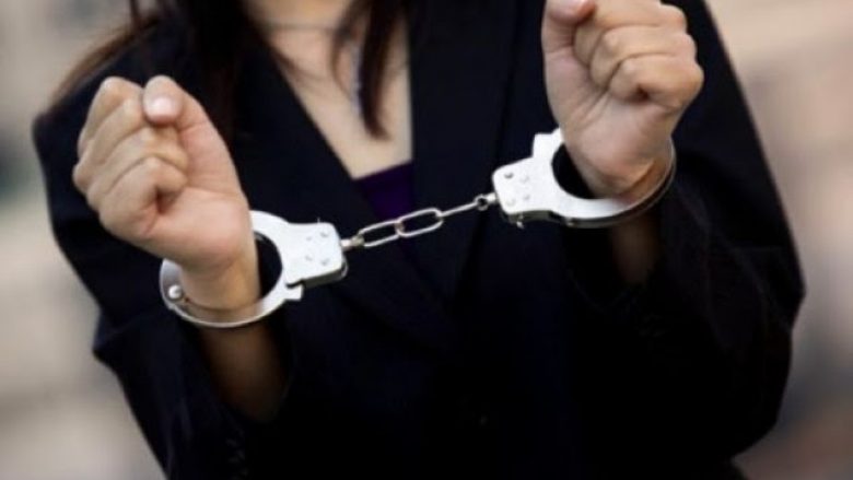 arrestohet-nje-grua,-dyshohet-se-sulmoi-femijet-me-sepate-ne-nje-park-ne-prishtine