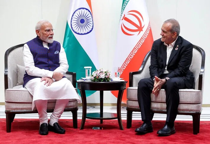 kryeministri-indian-ben-thirrje-per-mbrojtjen-e-lirise-se-lundrimit-gjate-takimit-me-presidentin-iranian