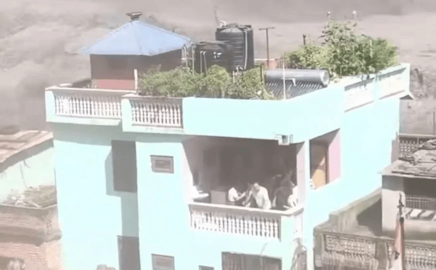 vazhdojne-komentet-per-kete-shtepi-mrekulli-ne-nepal