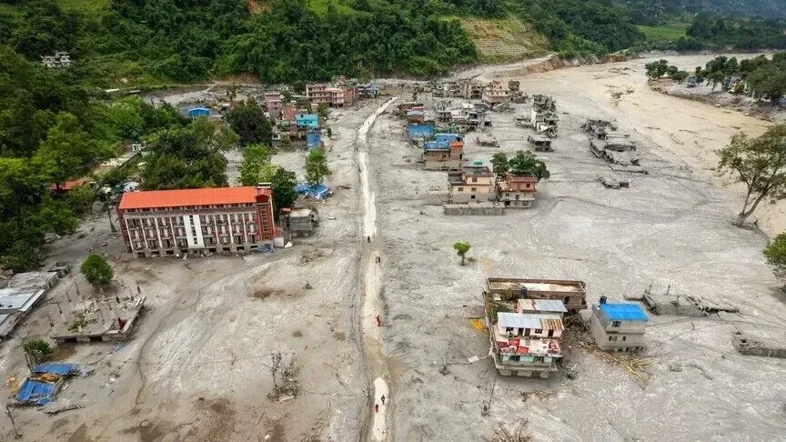 permbytjet-e-rrembyeshme-ne-nepal-jane-“thirrje-per-zgjim”,-eksperti-kerkon-monitorim-te-fuqishem-dhe-stervitje-evakuimi