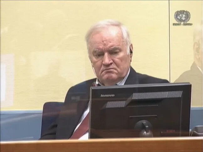 serbia-merr-trupin-e-kriminelit-te-denuar-te-luftes-ratko-mlladiq,-pritet-te-mberrije-sot-ne-beograd