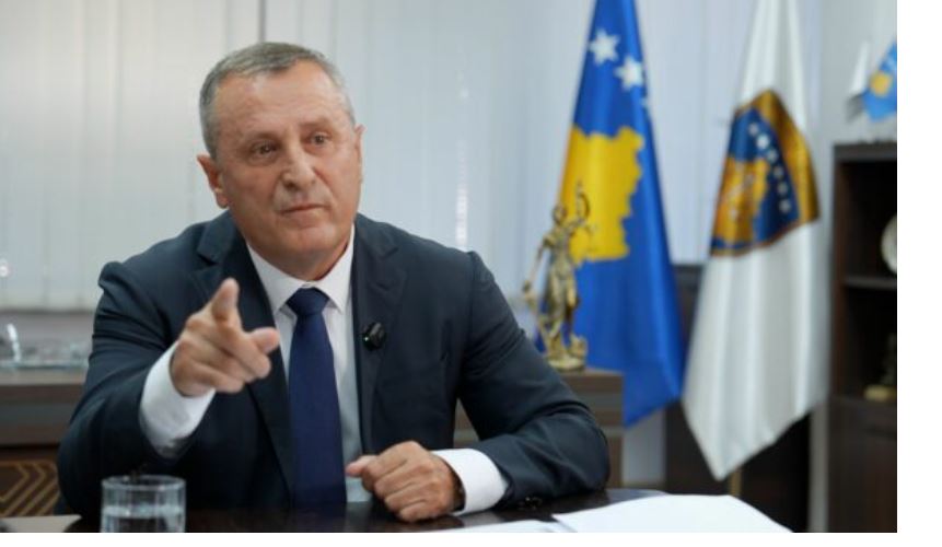 specialja-ne-kosove-ngre-akuza-per-vrasjet-masive-ne-familjen-jashari-ne-prekaz