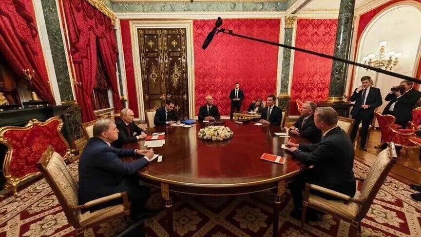 zyrtari-i-kremlinit:-bisedimet-e-putinit-me-te-derguarit-e-shba-se-ishin-“konstruktive”