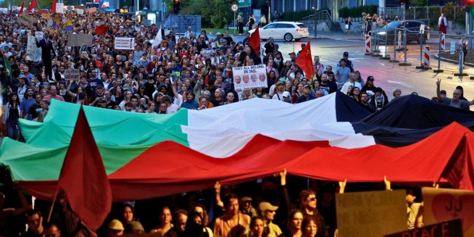 mijera-sllovene-ne-proteste-kunder-ambasades-izraelite-ne-ljubjane
