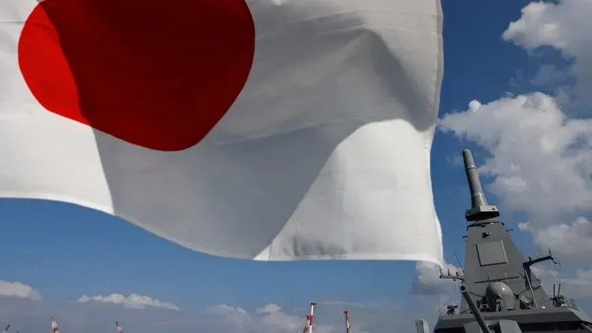 japonia-dergon-helikoptere-ne-indonezi-ne-misionin-e-pare-te-shuarjes-se-zjarreve-jashte-vendit