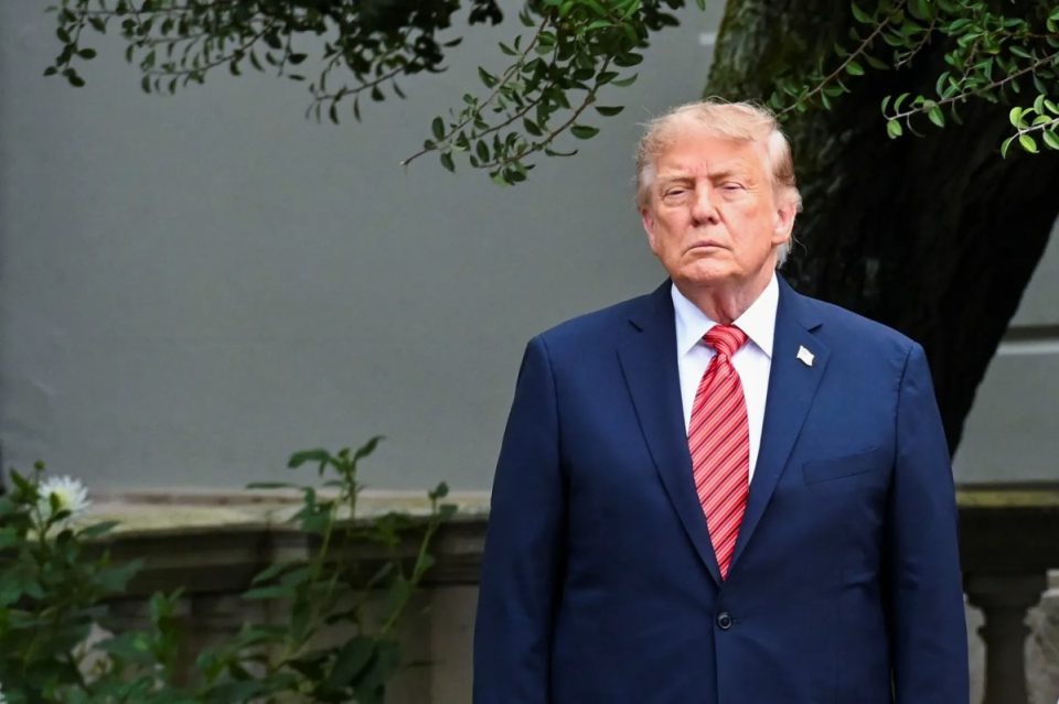 trump:-pagesat-prej-5,000-dollaresh-jane-te-lehta-per-t’u-perfshire-ne-buxhetin-federal