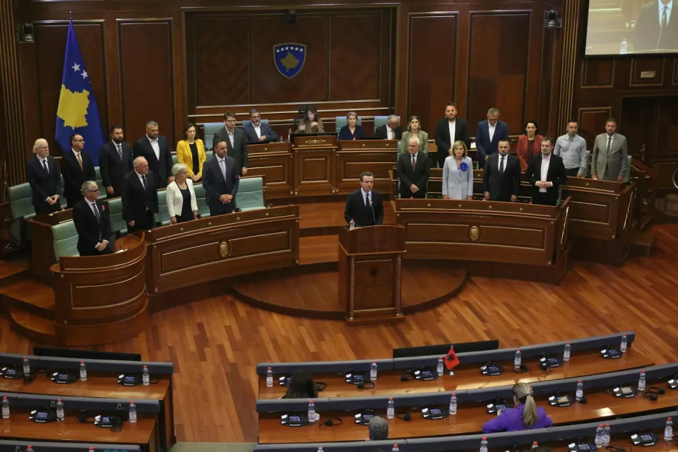kuvendi-i-kosoves-zgjedh-qeverine-e-re,-albin-kurti-rizgjidhet-kryeminister
