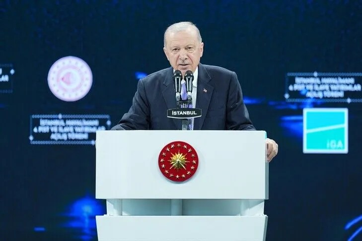 presidenti-erdogan:-pista-e-katert-e-aeroportit-te-stambollit-do-te-rrise-lidhjen-e-tij-globale