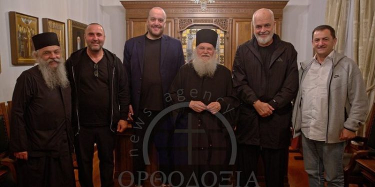 zoti-eshte-nje,-por-rama-ka-shume-adresa…