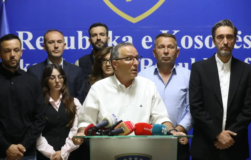 denimi-i-ish-krereve-te-uck/-pdk-dorezon-ne-kuvend-nismen,-kerkon-ndryshimin-e-ligjit-per-dhomat-e-specializuara