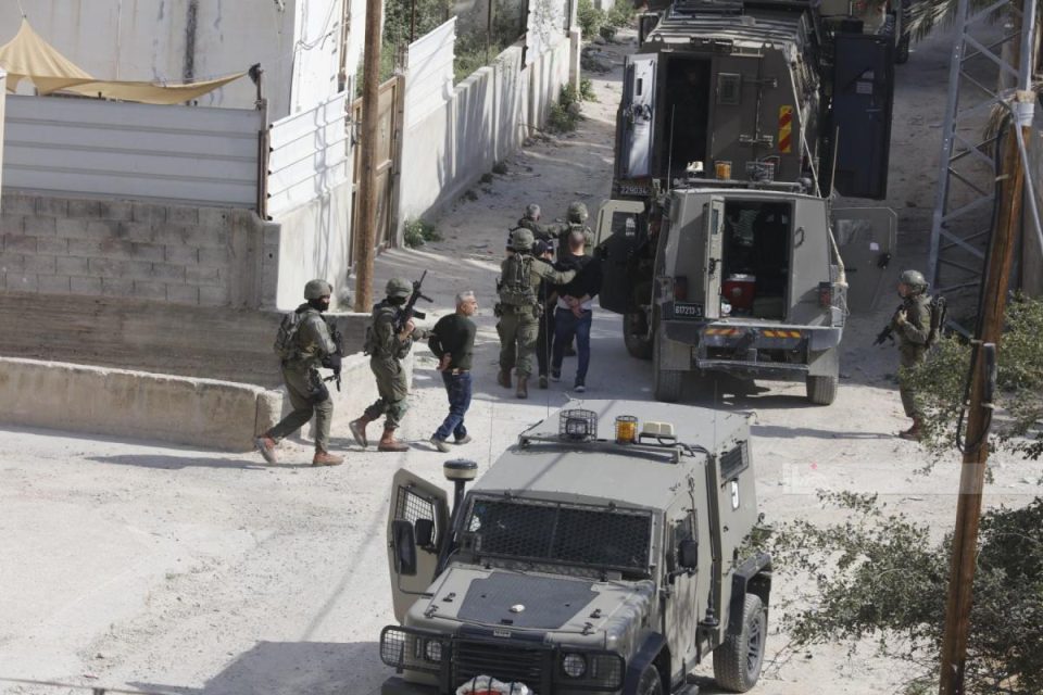 forcat-izraelite-arrestojne-53-palestineze-ne-kudsin-e-pushtuar