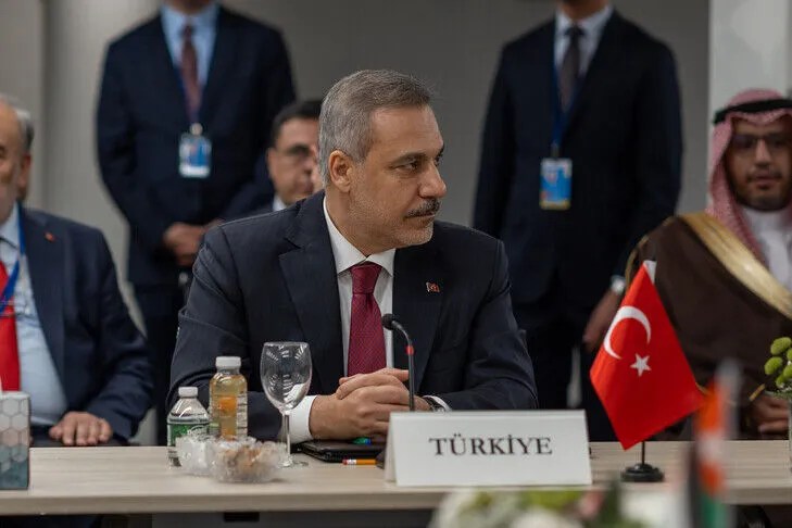 kryediplomati-turk-merr-pjese-ne-takimin-e-ministrave-te-jashtem-turqi-egjipt-pakistan-arabi-saudite