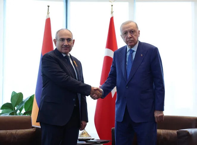 erdogan:-turqia-mbeshtet-normalizimin-e-marredhenieve-tregtare-dhe-te-transportit-me-armenine