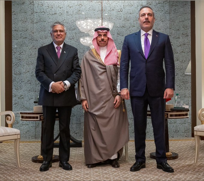 arabia-saudite,-turqia-dhe-pakistani-planifikojne-takim-urgjent-ushtarak-pas-sulmeve-te-hutheve
