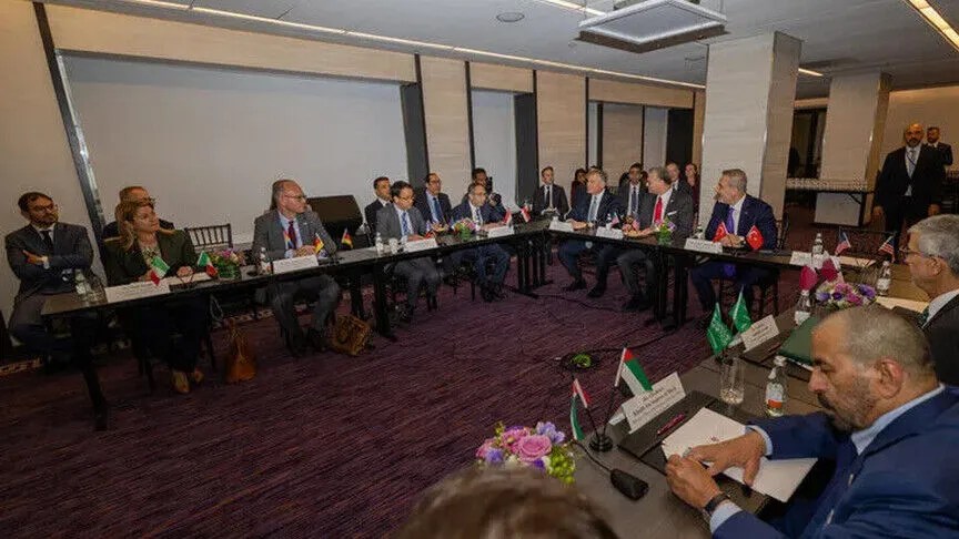 turqia-rikonfirmon-mbeshtetjen-per-unitetin-dhe-stabilitetin-e-libise-ne-takimin-nderkombetar