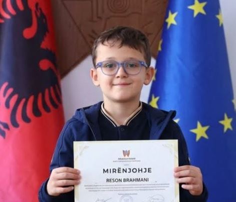 nxenesi-nga-gjilani-renditet-i-treti-ne-bote-ne-garen-nderkombetare-te-matematikes-–