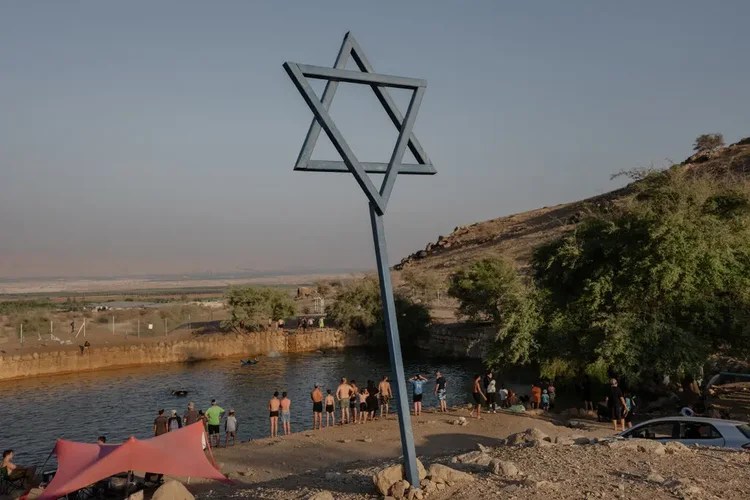 rezervuari-qe-ndezi-konfliktin-ne-bregun-perendimor,-palestinezet-pa-uje-ndersa-izraelitet-e-kthejne-ne-vend-argetimi