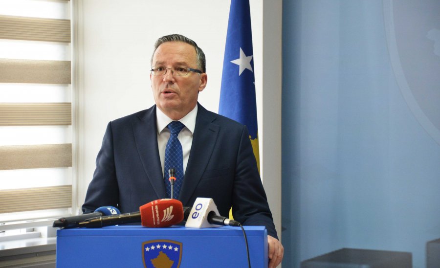 hamza-flet-per-takimin-me-kurtin:-diskutuam-per-specialen-dhe-presidentin,-jo-per-emra-konkrete