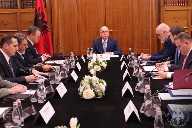 ceshtja-per-ish-shefen-e-shish-it-ne-shqiperi,-mbahet-mbledhja-e-keshillit-te-sigurimit-kombetar