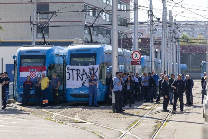 greva-godet-zagrebin,-dy-dite-pa-transport-dhe-pa-grumbullim-te-mbeturinave