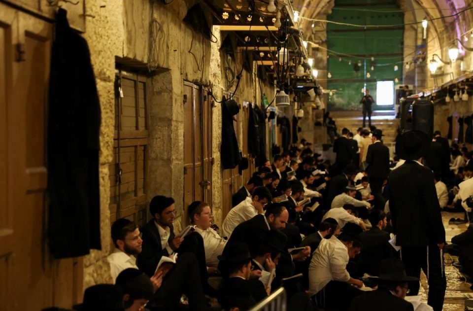 qindra-okupues-izraelite-perserisin-inkursionet-me-rituale-ne-al-aksa