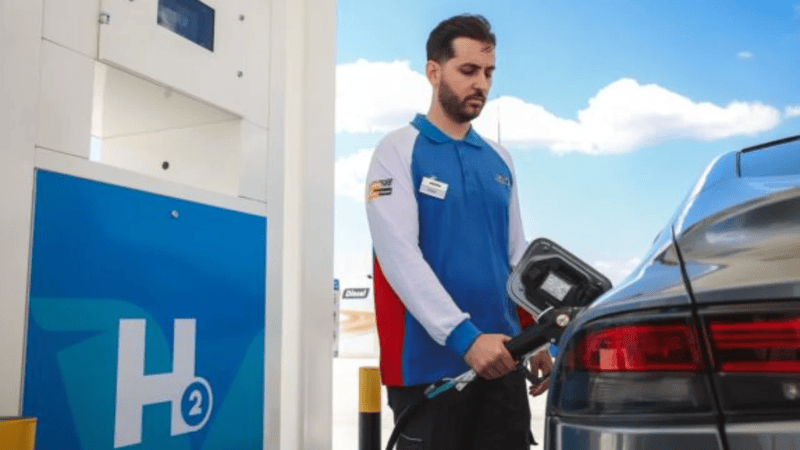 greqia-merr-masa-per-cmimet-e-karburanteve,-nafta-ulet-deri-ne-20-cent-per-liter