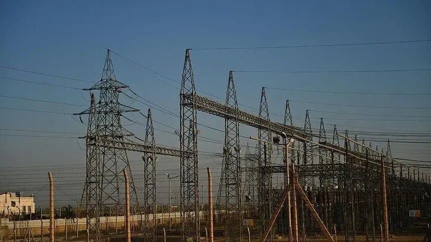 koalicioni-i-udhehequr-nga-arabia-saudite-fajeson-huthit-per-sulmin-me-dron-ndaj-stacionit-elektrik-te-medines