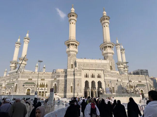 arabia-saudite:-huthit-tentuan-te-sulmonin-meken-dhe-medinen-3-here-pergjate-9-viteve-te-fundit