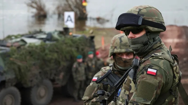 polonia-harton-ligj-te-ri-per-gatishmerine-mbrojtese