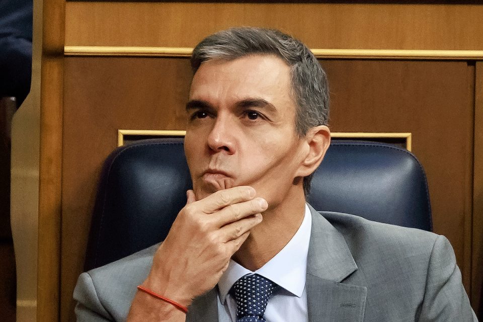 a-do-ta-fitoje-serish-bastin-pedro-sanchez?